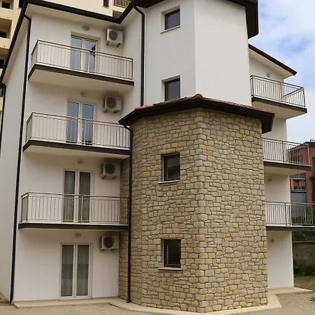 Hotel Stone *